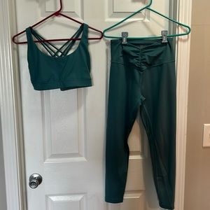 Victoria’s Secret ON POINT sport bra and ON POINT  LIVE leggings